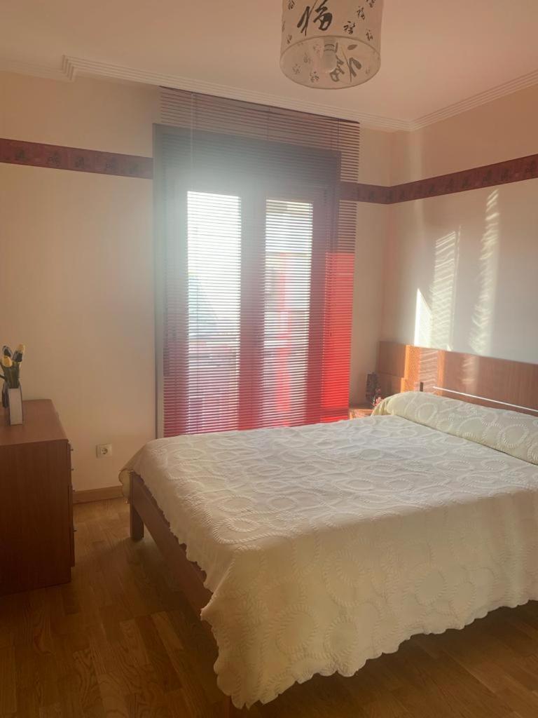 Апартаменты Enfoz Con Parking Y A La Orilla Del Mar Экстерьер фото
